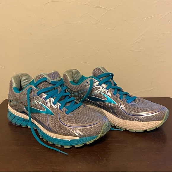 Brooks Adrenaline GTS 16 Women's Size 9 US Running Shoes Sixteenth Edition - Picture 4 of 11